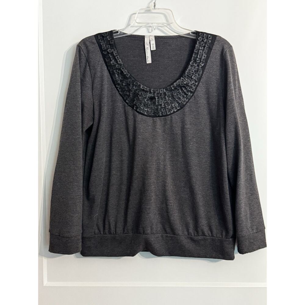 Flats & Heels Gray V-Neck Embellished Sweatshirt Sz L Business Casual Weekend